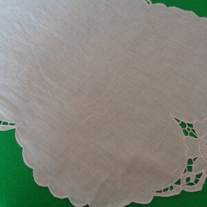 EARLY PAST PRETTY GIRL Vintage White w Cutwork Long Runner